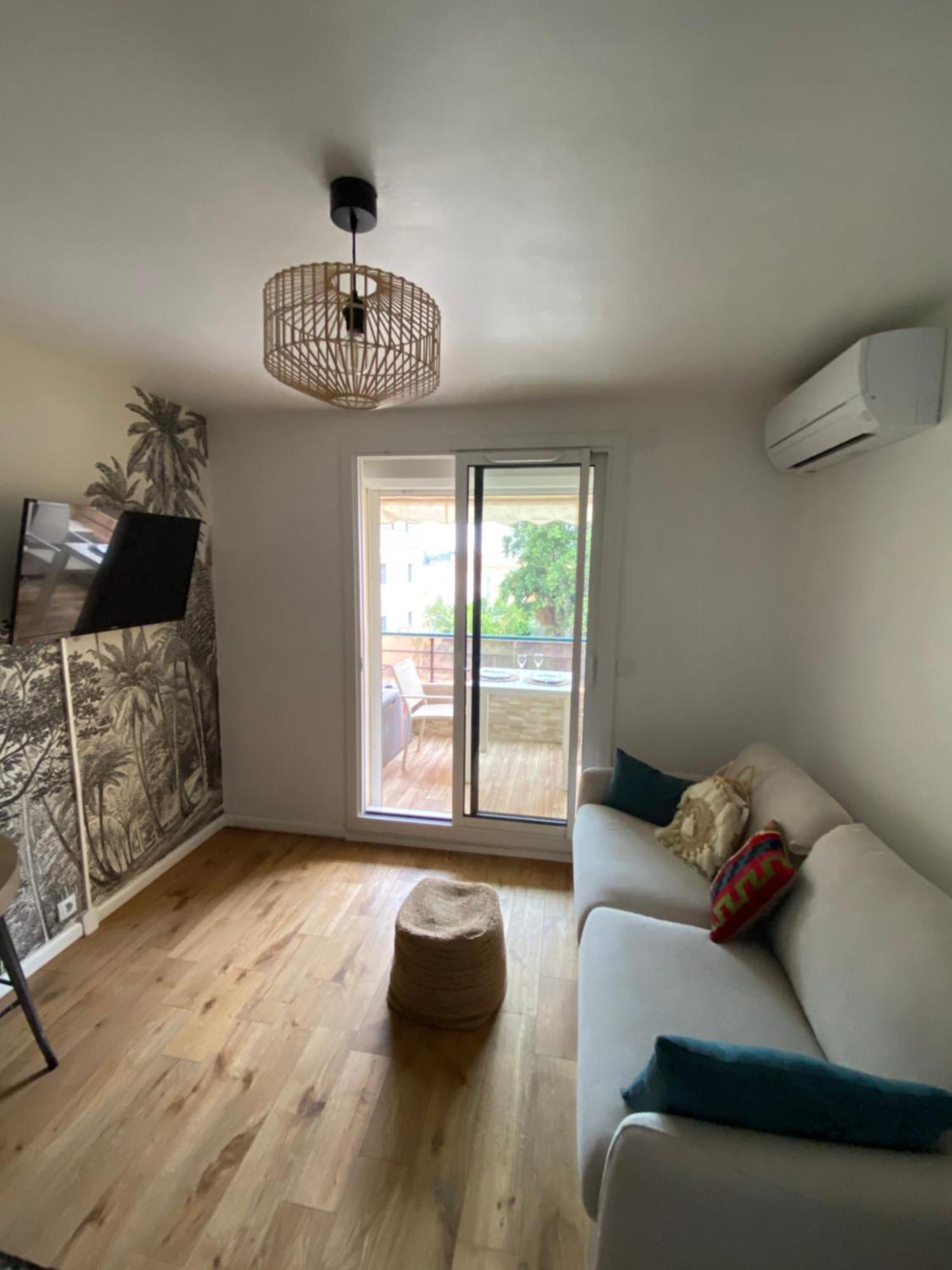 Studio 150 M De Plage Golfe De Saint-Tropez Cavalaire-sur-Mer Exterior photo